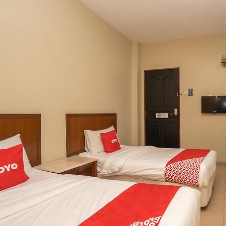 De Clinique Hotel Kampong Pasir Bogak ภายนอก รูปภาพ
