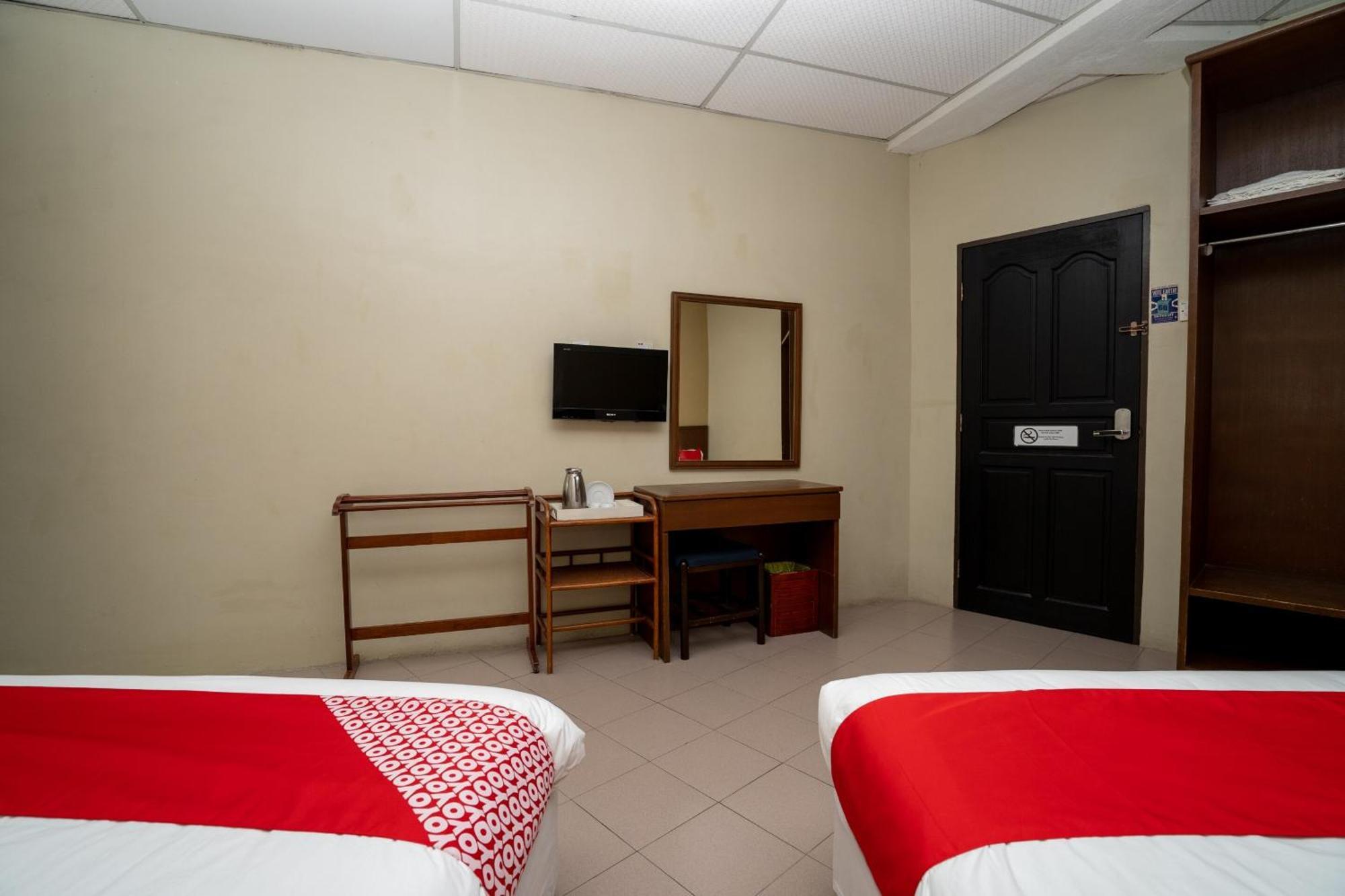 De Clinique Hotel Kampong Pasir Bogak ภายนอก รูปภาพ