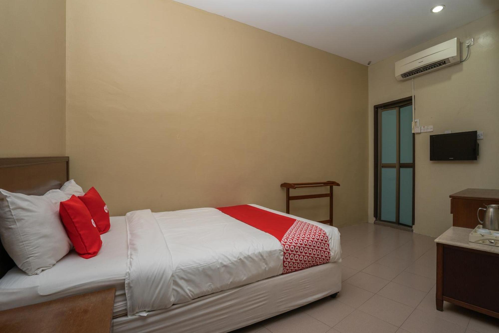 De Clinique Hotel Kampong Pasir Bogak ภายนอก รูปภาพ