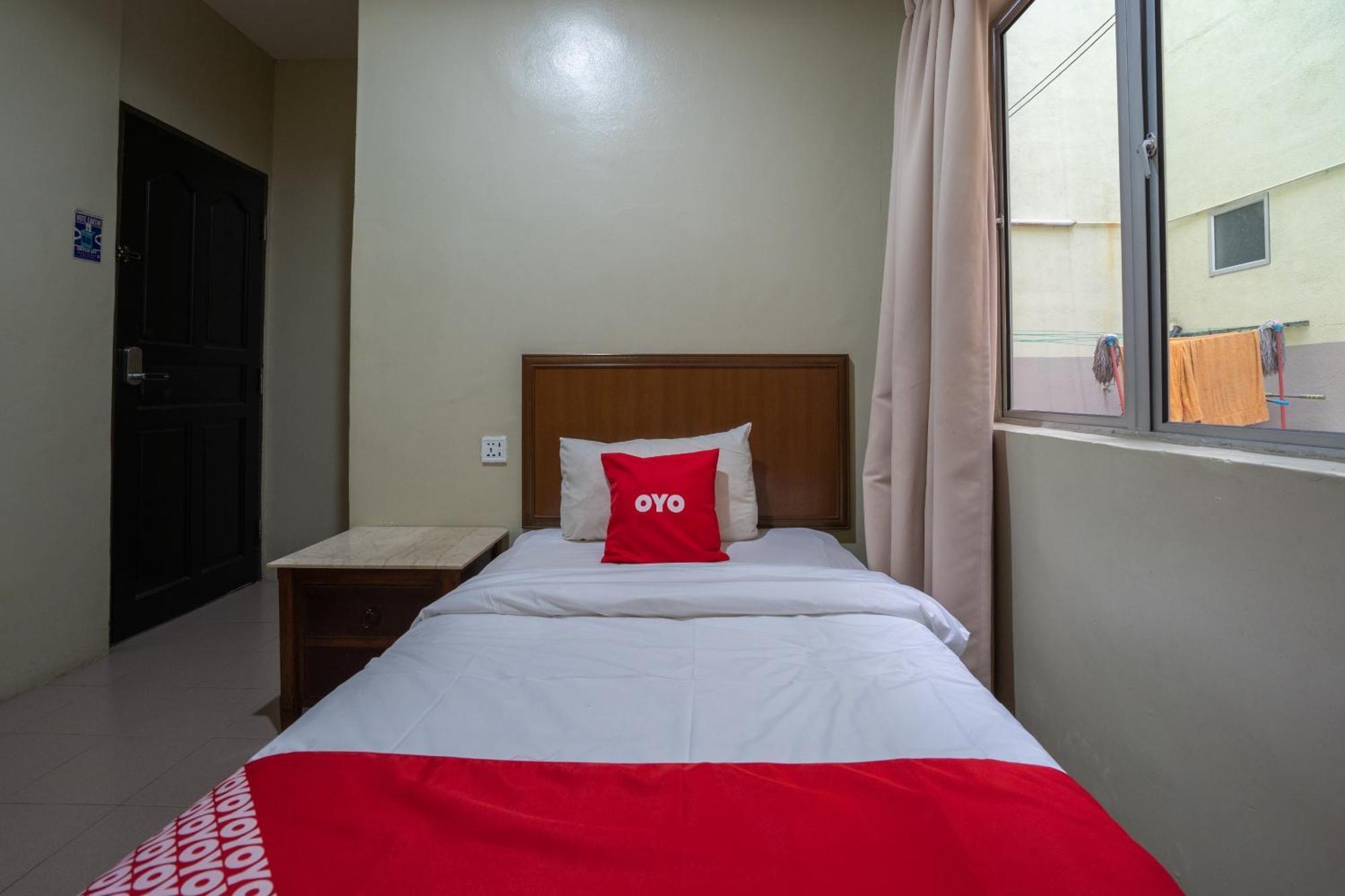 De Clinique Hotel Kampong Pasir Bogak ภายนอก รูปภาพ