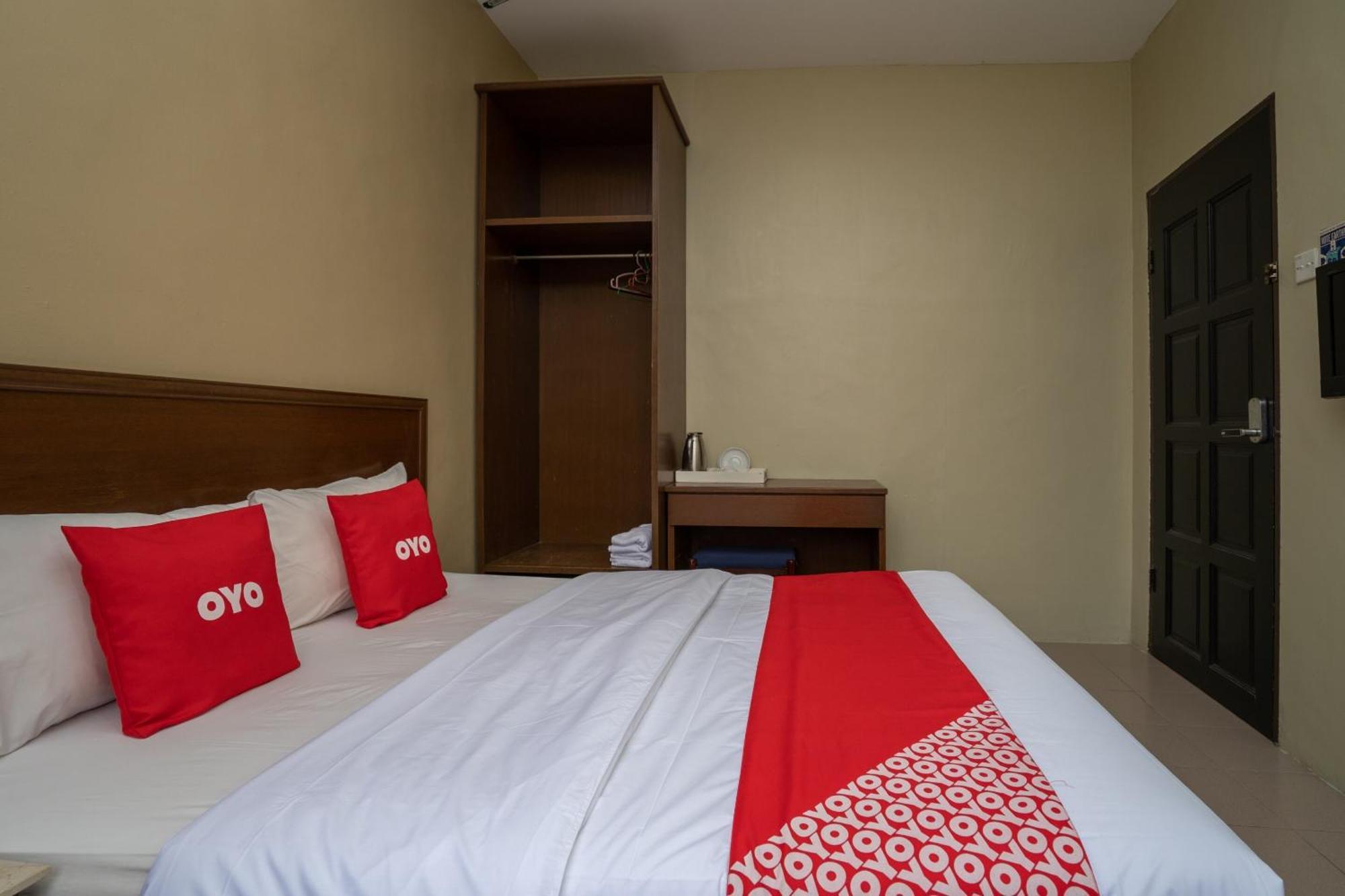 De Clinique Hotel Kampong Pasir Bogak ภายนอก รูปภาพ