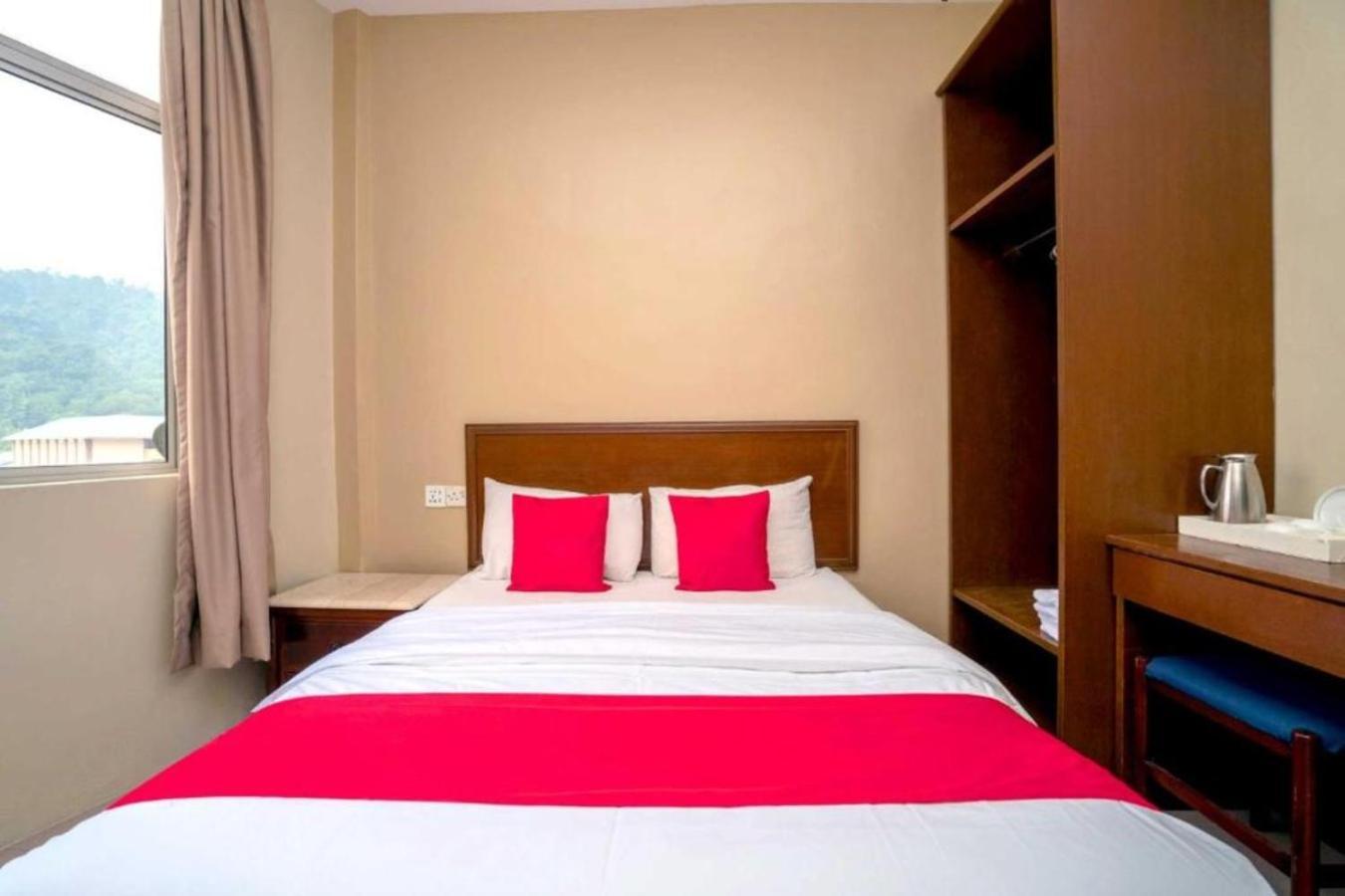 De Clinique Hotel Kampong Pasir Bogak ภายนอก รูปภาพ