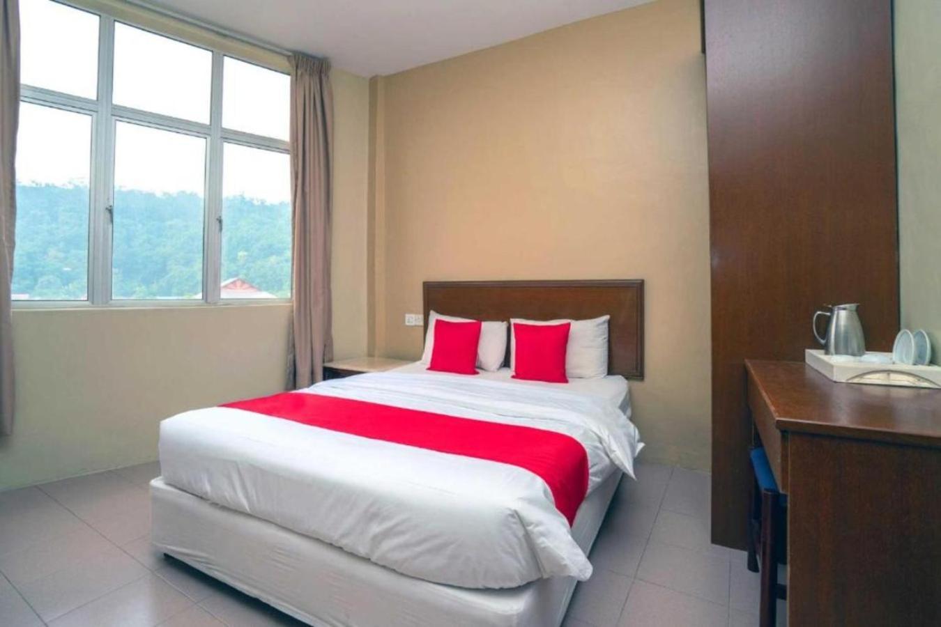 De Clinique Hotel Kampong Pasir Bogak ภายนอก รูปภาพ