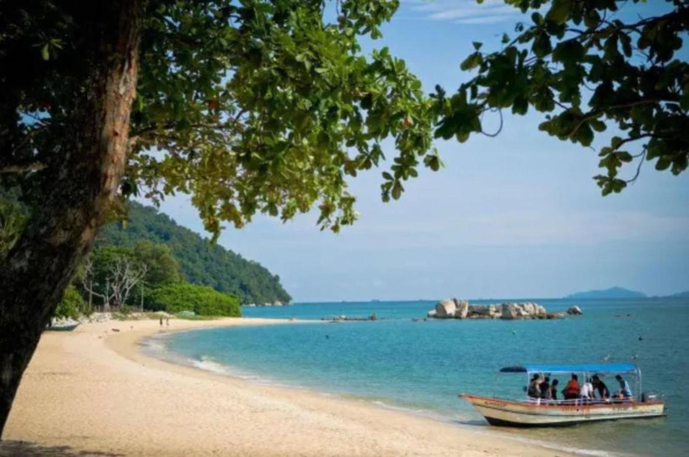 De Clinique Hotel Kampong Pasir Bogak ภายนอก รูปภาพ