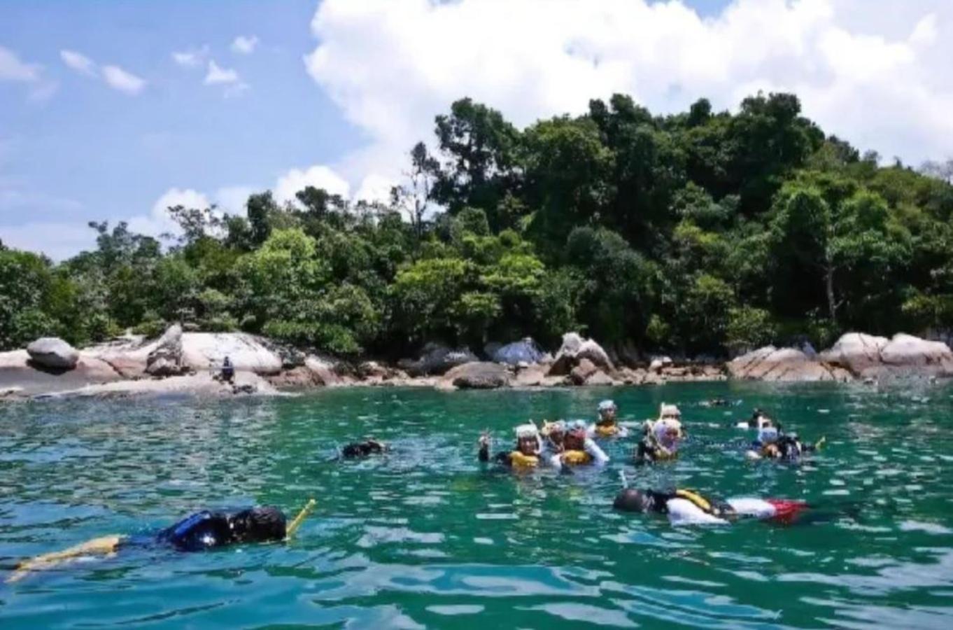 De Clinique Hotel Kampong Pasir Bogak ภายนอก รูปภาพ